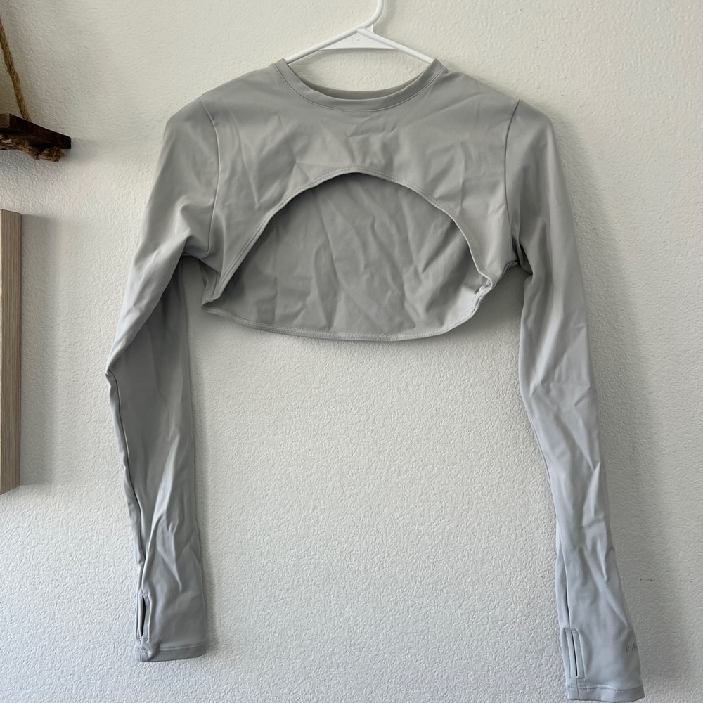 Paragon light grey shrug